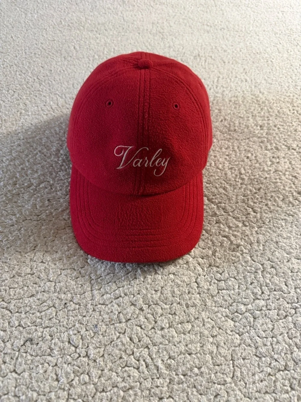 Varley Tamar Fleece Cap in Red Dahlia